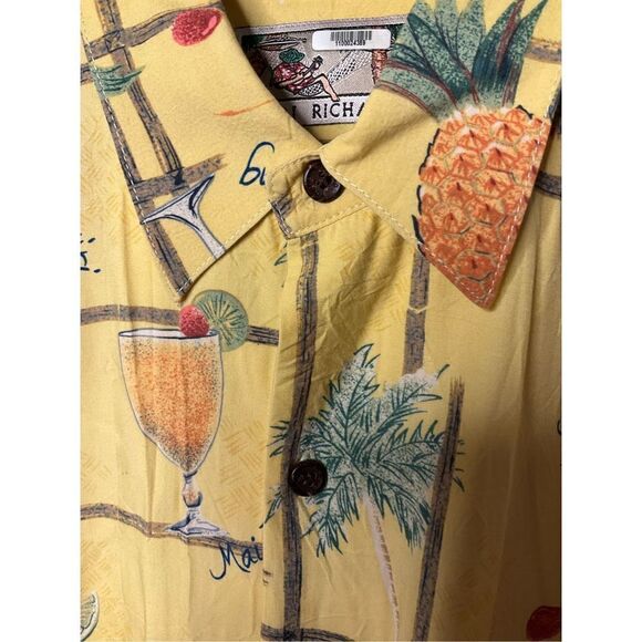 COPY - Tori Richard size medium men's button collard short sleeve casual shirt … - Picture 4 of 9